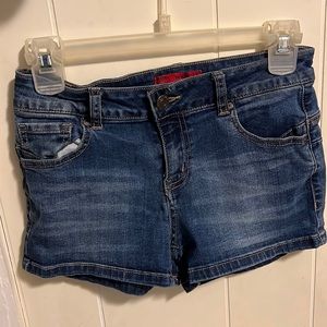 Women’s denim short, shorts small
